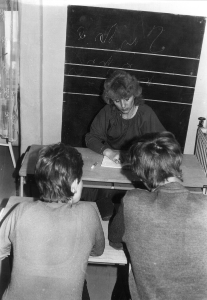 1981-2-kurz tesnopisu1.jpg